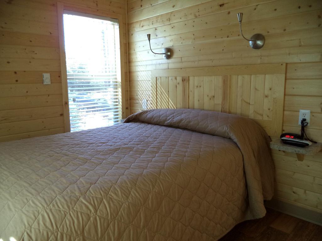 פאלם דזרט Palm Springs Camping Resort Cabin 3 מראה חיצוני תמונה