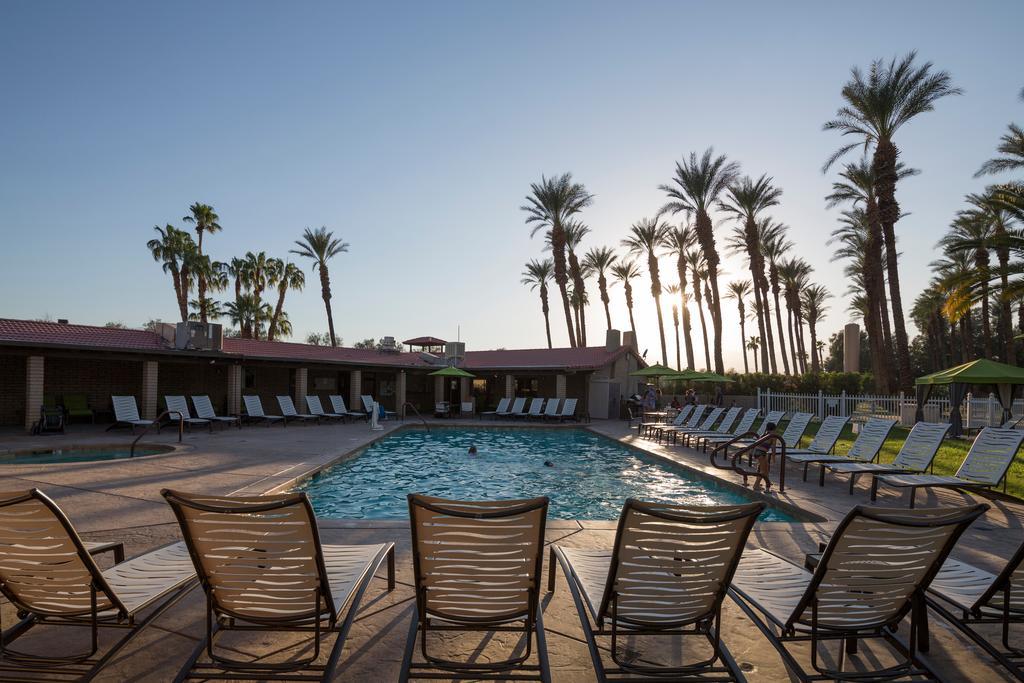 פאלם דזרט Palm Springs Camping Resort Cabin 3 מראה חיצוני תמונה